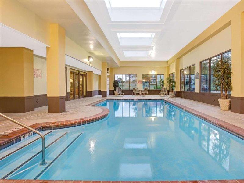Hotel La Quinta & By Wyndham Mooresville